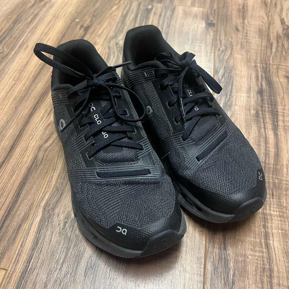 OnCloud Running Shoes- Black